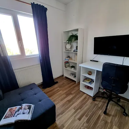 Apartment Iulius Town Charm: Cozy 2 Br