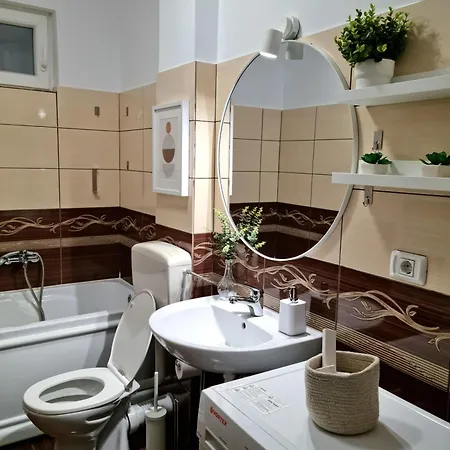 Apartment Iulius Town Charm: Cozy 2 Br
